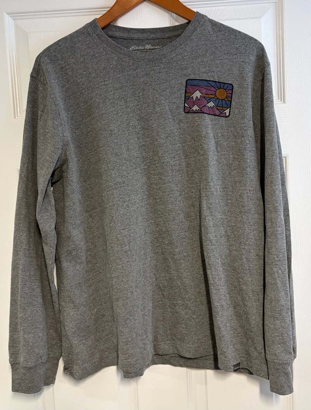 Eddie Bauer Mountain Graphic Long Sleeve Shirt Size L Grey